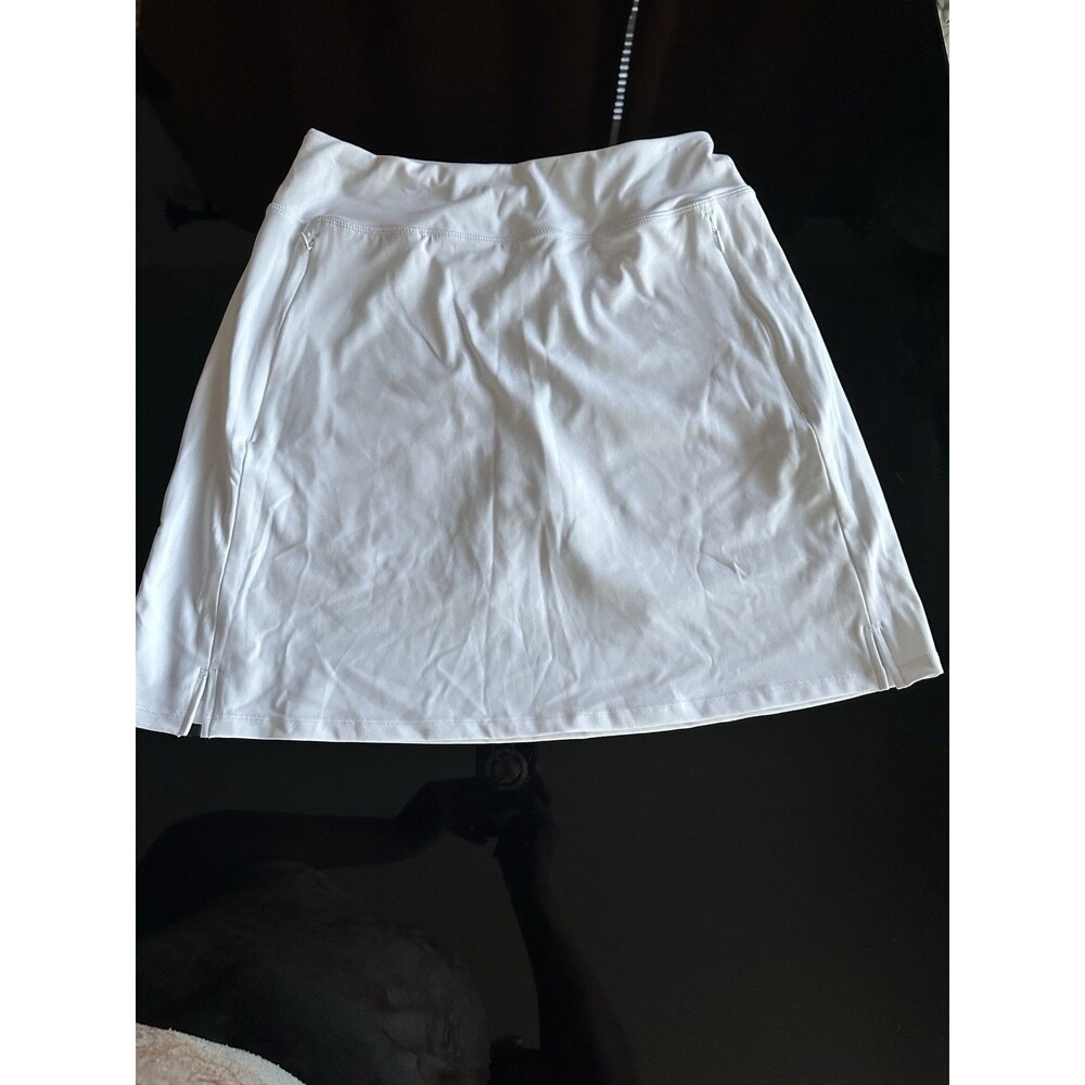Baleaf White Athletic Skort Skirt Size Small 18” L. Waist 26” Golf/Tennis
